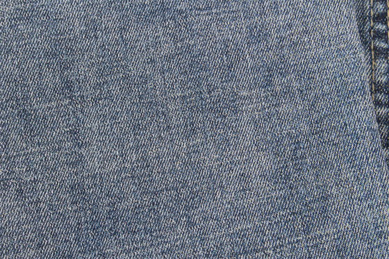 Tissu épais moyen fait sur commande de 10,3 d'once de bout droit de denim de tissu jeans de contre-taille