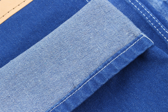 Vibrant et unique couleur bleue Tissu denim rigide 100% coton pleine largeur 180cm