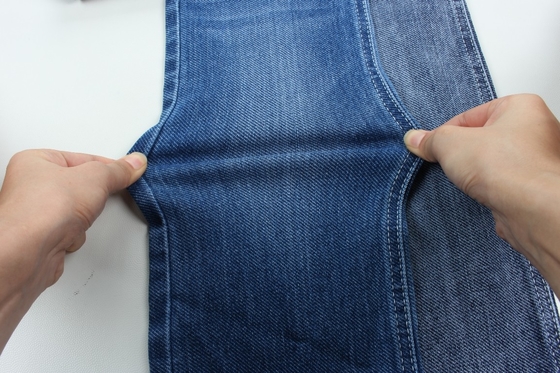 Tissus spéciaux 11 oz douceur et de la déformation de la bande tissée jeans tissu