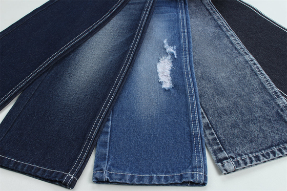 Moins de 2 dollars 12 onces 190 cm Indigo coton polyester tissu rigide en denim pour les jeans