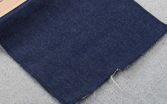 Jeunesse style 100% coton denim tissu couleur noire pour les jeans