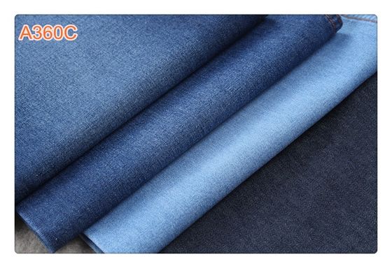 Bon prix 8 onces ont sanforisé le tissu bleu-clair de denim de bout droit de polyester du coton 10% de 90% en ligne
