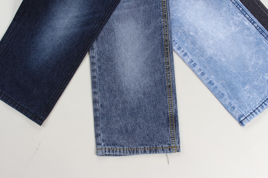 Tissus en denim rigide bleu foncé pour jeans