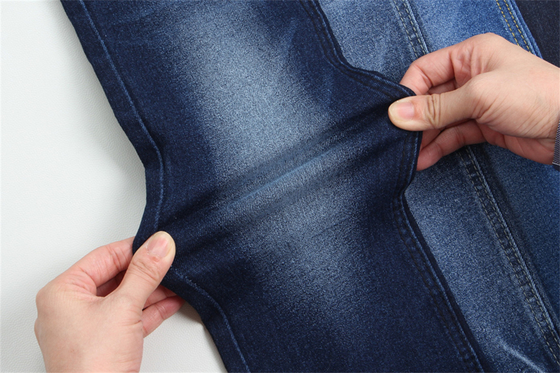 Tissu denim extensible 10.5oz 66% coton 32.5% polyester 1.5% élasthanne